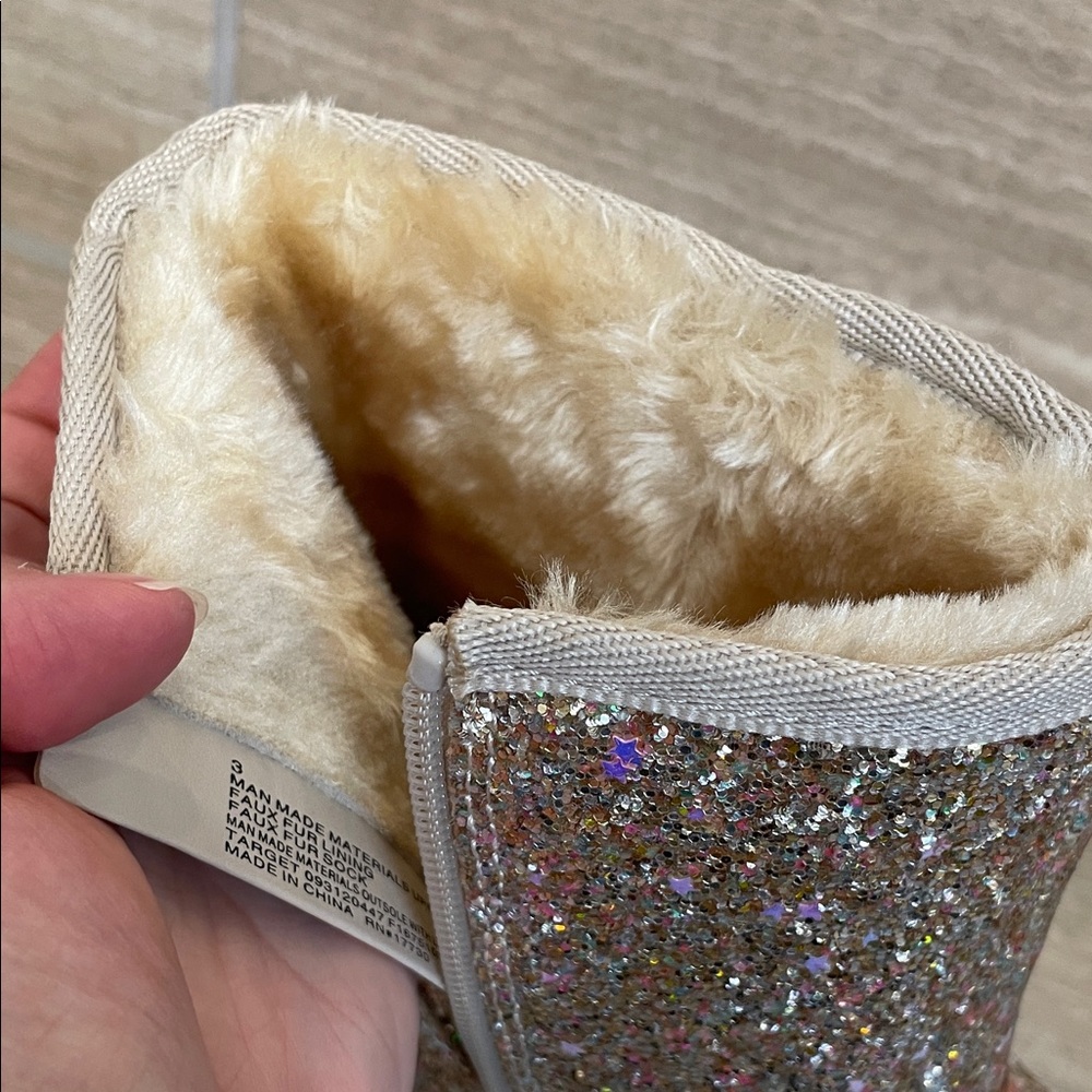 CAT & JACK NWOT Girls Size 3 Gold Glittery Multicolor Comfy Boots - Picture 10 of 10